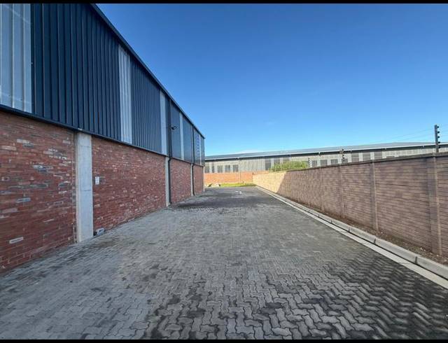 INDUSTRIAL PROPERTY TO RENT IN GREENBUSHES